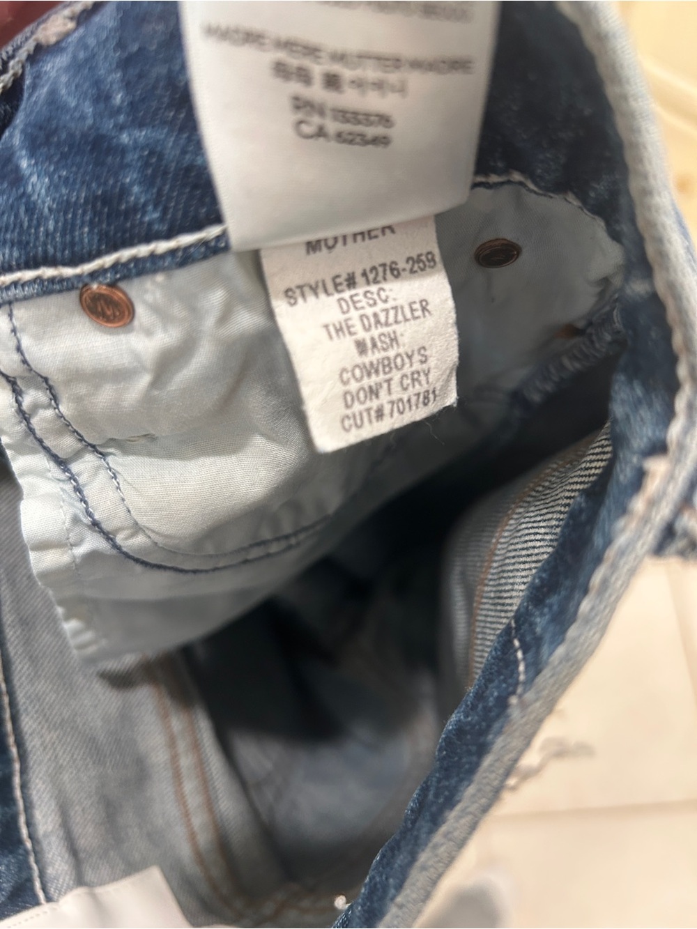 Mother The Dazzler Jeans - Picture 6 of 7